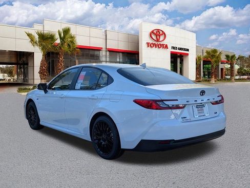 New 2026 Toyota Camry LE image 7