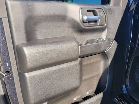 Used 2022 Chevrolet Silverado 1500 Custom image 13