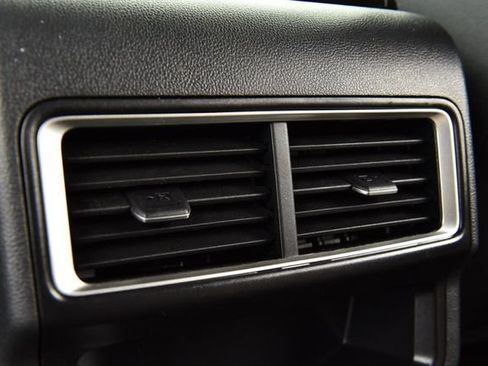 Certified 2026 Volkswagen Atlas Cross Sport SE AWD/4WD image 23