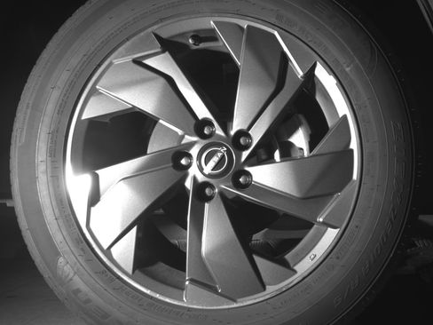 Used 2025 Nissan Rogue SV image 13