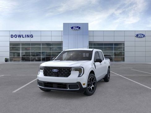 New 2025 Ford Maverick Lariat image 2