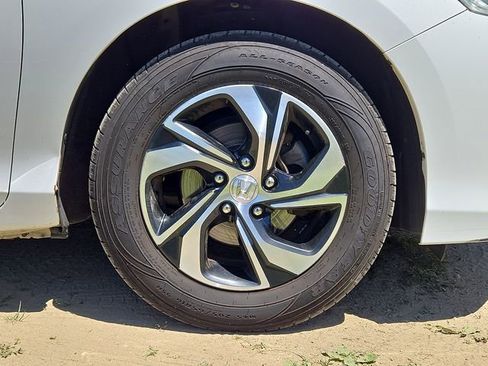 Used 2017 Honda Accord LX image 23