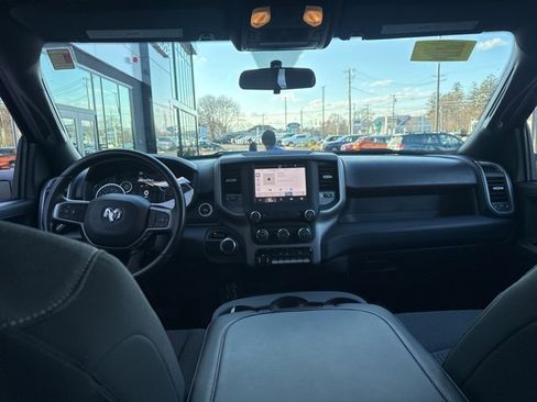 Used 2024 RAM 2500 Tradesman w/ Chrome Appearance Group image 12