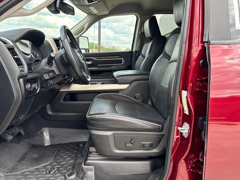 Used 2024 RAM 2500 Laramie AWD/4WD image 12