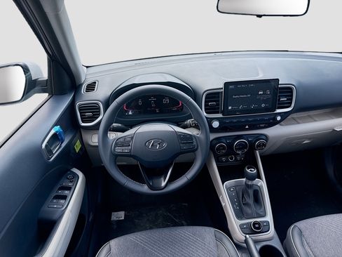 New 2026 Hyundai Venue SEL FWD image 15