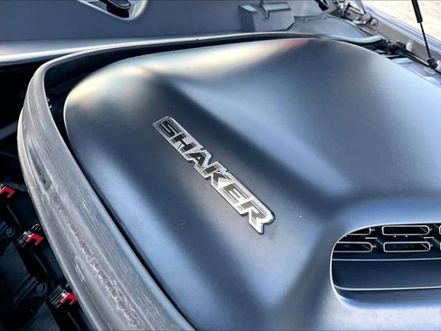 Used 2016 Dodge Challenger R/T image 31