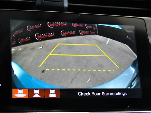 Used 2021 Honda Civic Sport Touring image 19