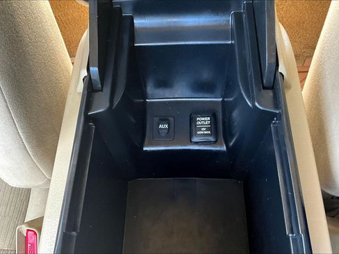 Used 2011 Honda Accord LX-P image 23
