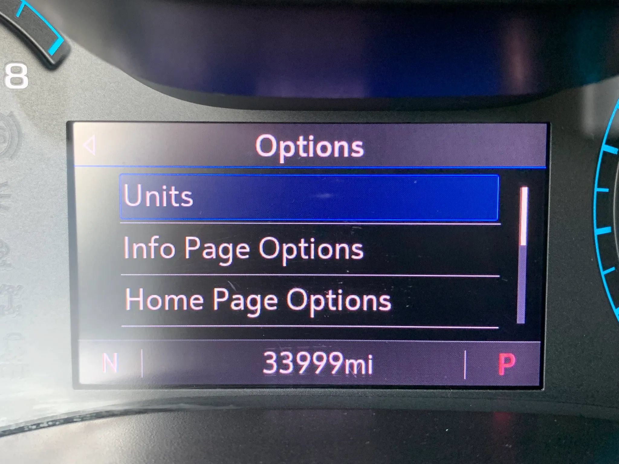 Used 2019 Chevrolet Colorado Z71 AWD/4WD image 11