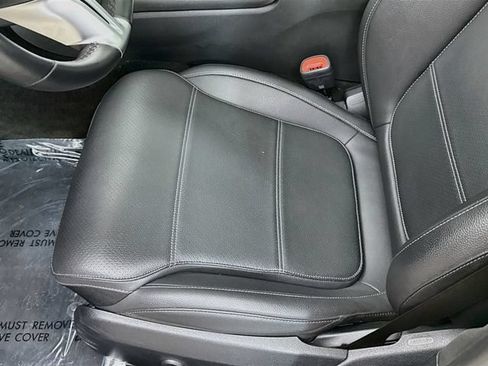 Used 2025 Mercedes-Benz C 300 Sedan image 19
