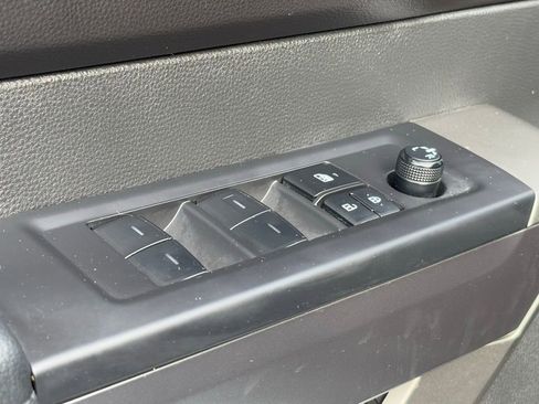 Used 2025 Toyota Tundra SR5 image 29