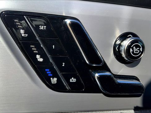 New 2026 Cadillac Vistiq Premium Luxury image 20