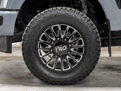 Used 2025 Ford F350 Platinum AWD/4WD image 64