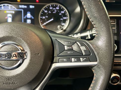 Used 2019 Nissan Kicks SR w/ SR Premium Package image 19