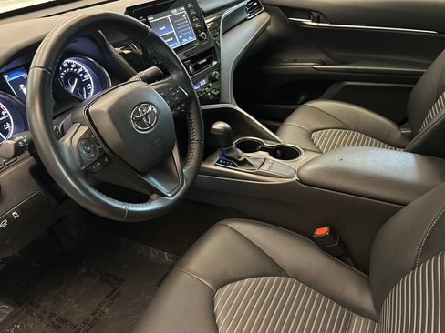 Used 2023 Toyota Camry SE w/ Protection Package (Q2) (TMS) FWD image 10