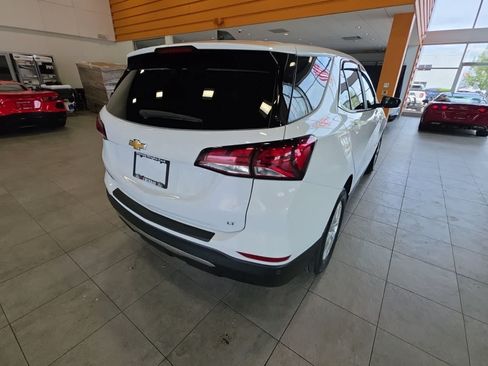 Used 2022 Chevrolet Equinox LT FWD image 8