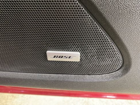 Used 2020 Chevrolet Equinox Premier AWD/4WD image 10