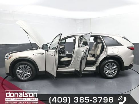 Used 2024 MAZDA CX-90 Plug-In Hybrid w/ Preferred AWD/4WD image 24