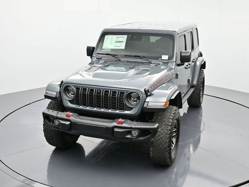 New 2025 Jeep Wrangler Unlimited Rubicon image 29