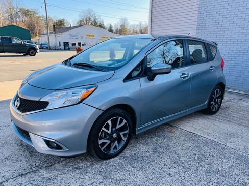 Used 2015 Nissan Versa Note SR w/ Chrome Package image 1