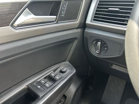 Used 2019 Volkswagen Atlas SE AWD/4WD image 30