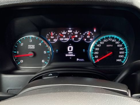 Used 2017 Chevrolet Tahoe LT AWD/4WD image 12