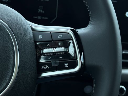 New 2026 Kia Carnival SX FWD image 38