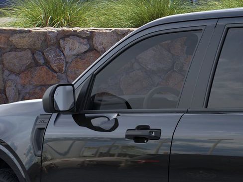 New 2025 Ford Maverick XL image 21