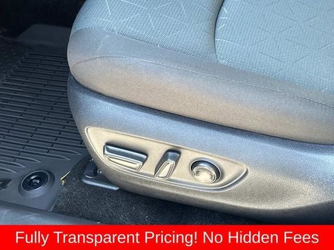 Used 2025 Toyota RAV4 XLE w/ Convenience Package AWD/4WD image 27