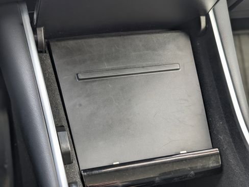 Used 2018 Tesla Model 3 Long Range image 29