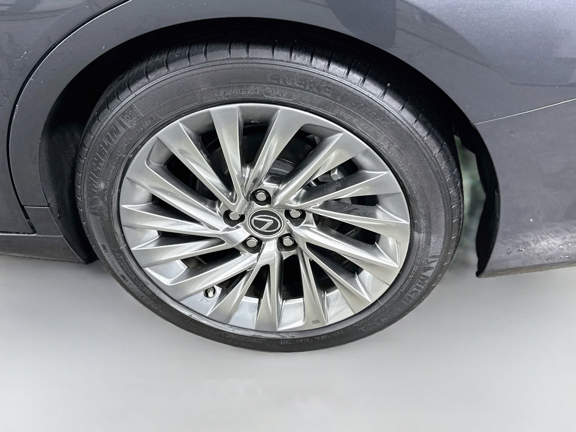 Used 2023 Lexus ES 300h Ultra Luxury FWD image 29