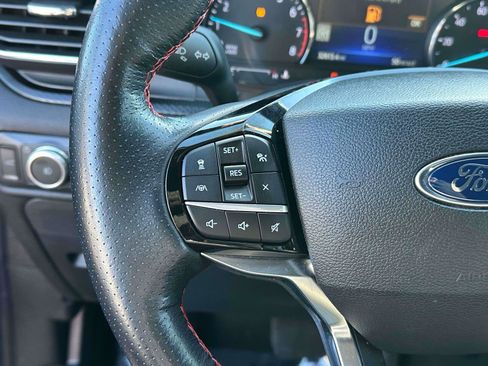 Used 2022 Ford Explorer ST-Line image 22