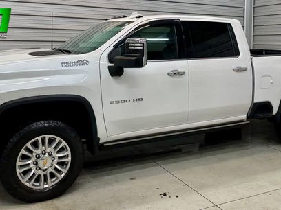 Used 2022 Chevrolet Silverado 2500 High Country w/ Z71 Off-Road Package