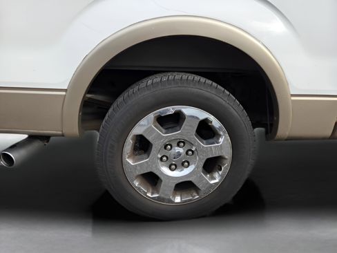 Used 2011 Ford F150 Lariat w/ Lariat Chrome Pkg image 20