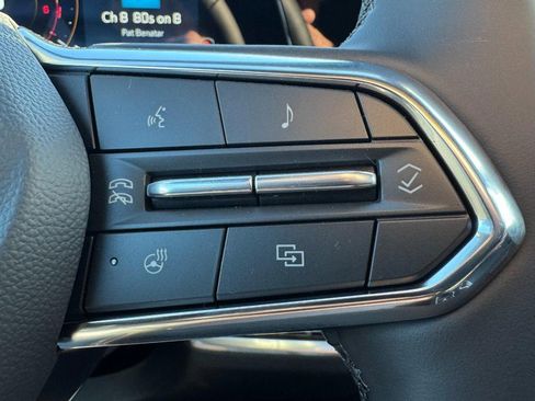 New 2026 Chevrolet Equinox LT w/ Convenience Package II FWD image 39