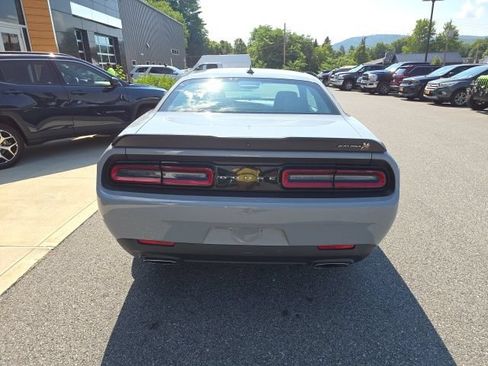 Certified 2021 Dodge Challenger R/T Scat Pack w/ Shaker Package RWD image 5