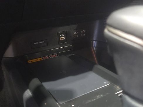 Certified 2025 Toyota Camry SE image 21