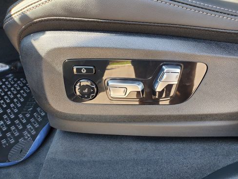 New 2026 BMW X5 xDrive50e w/ M Sport Package AWD/4WD image 6