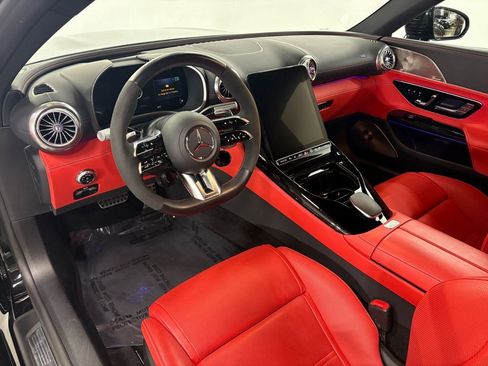 Used 2024 Mercedes-Benz SL 55 AMG 4MATIC image 11