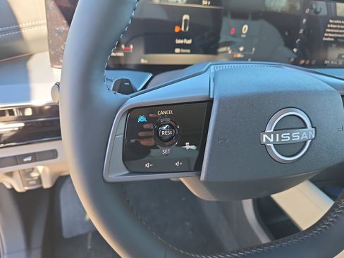 New 2026 Nissan Murano SL image 9