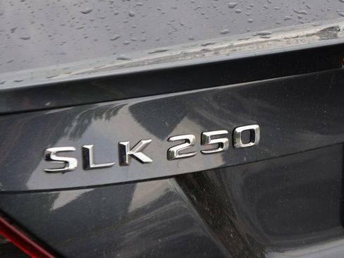 Used 2015 Mercedes-Benz SLK 250 image 9