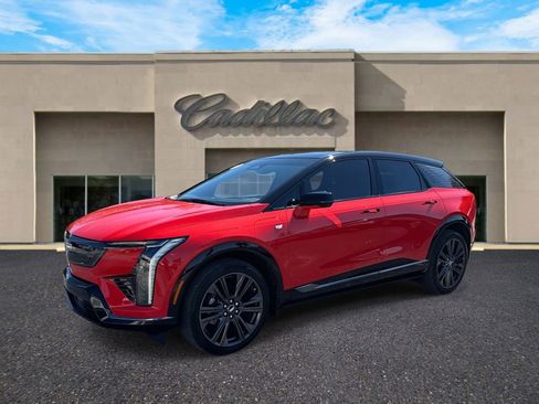 Certified 2025 Cadillac Optiq Sport 2 image 7