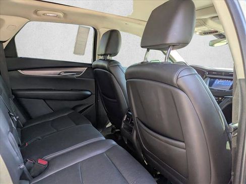 Used 2019 Cadillac XT5 Premium Luxury image 25