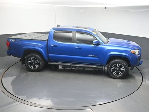 Used 2016 Toyota Tacoma TRD Sport w/ Premium & Technology Package RWD image 48