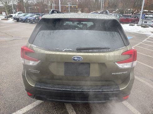 Used 2023 Subaru Forester Limited image 3