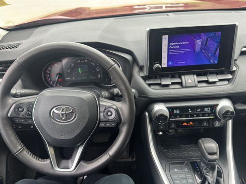 Used 2023 Toyota RAV4 XLE w/ Convenience Package image 20