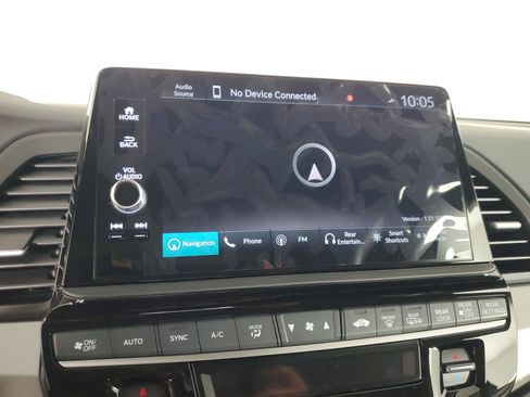 New 2026 Honda Odyssey Touring image 22