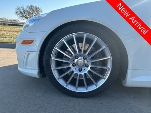 Used 2011 Mercedes-Benz SLK 300 image 9