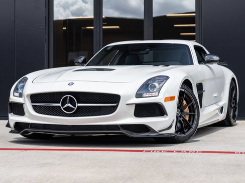 Used 2014 Mercedes-Benz SLS AMG Black Series image 1