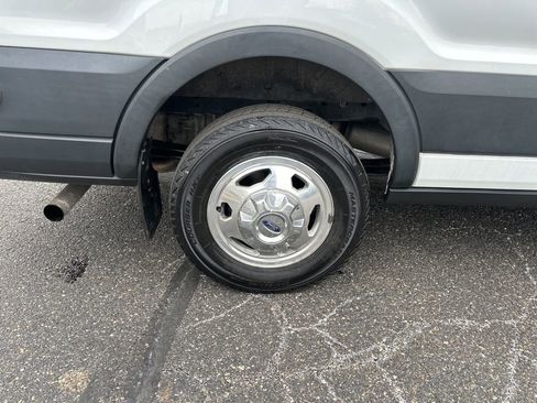 Used 2020 Ford Transit 250 Medium Roof AWD w/ Interior Upgrade Package image 21